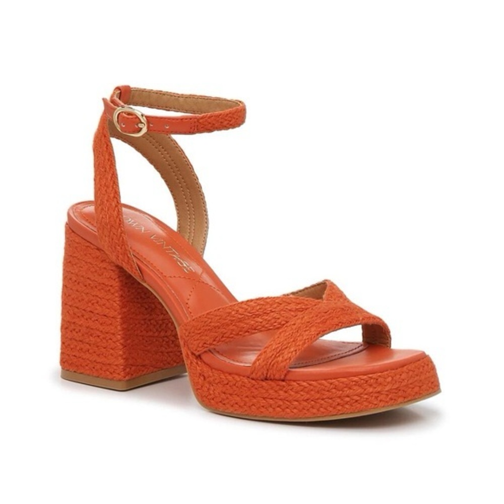 New in‎ box Crown Vintage Dylann Sandal in Mandarin Orange